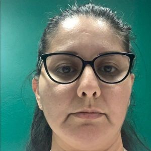 Meet your Posher, Mayra